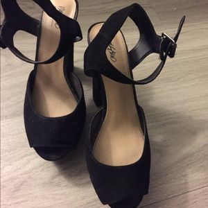 Wassimo platform opentoe heel